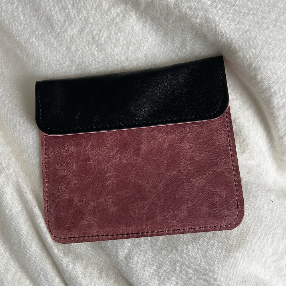 Leather coin purse
